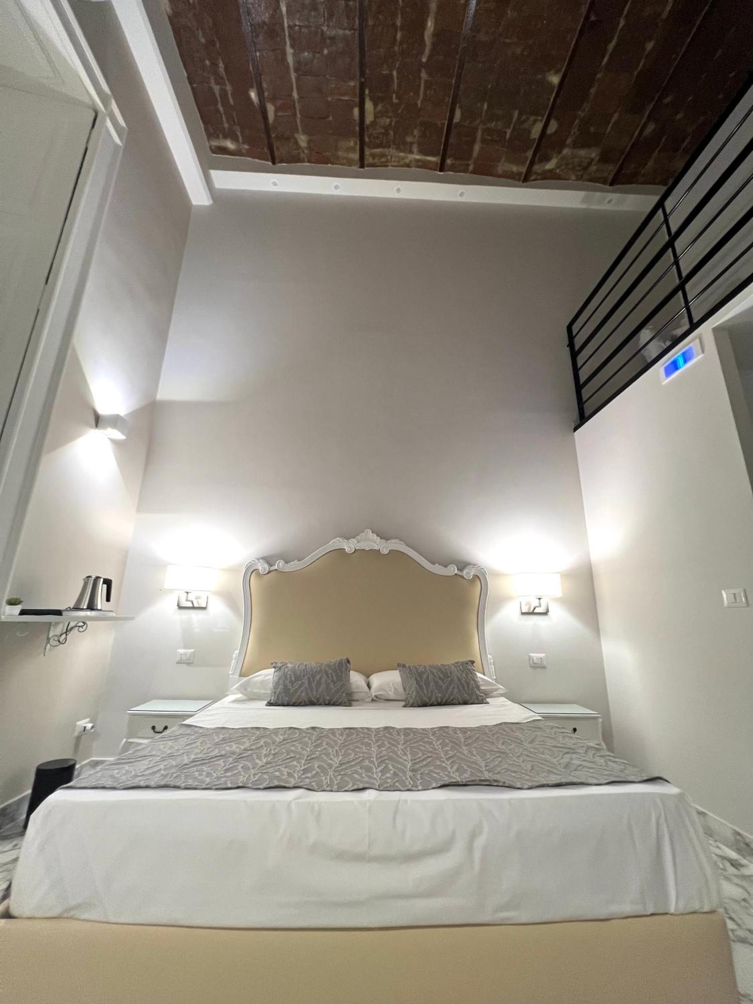 Miluar Luxury - Vanvitelli * Naples