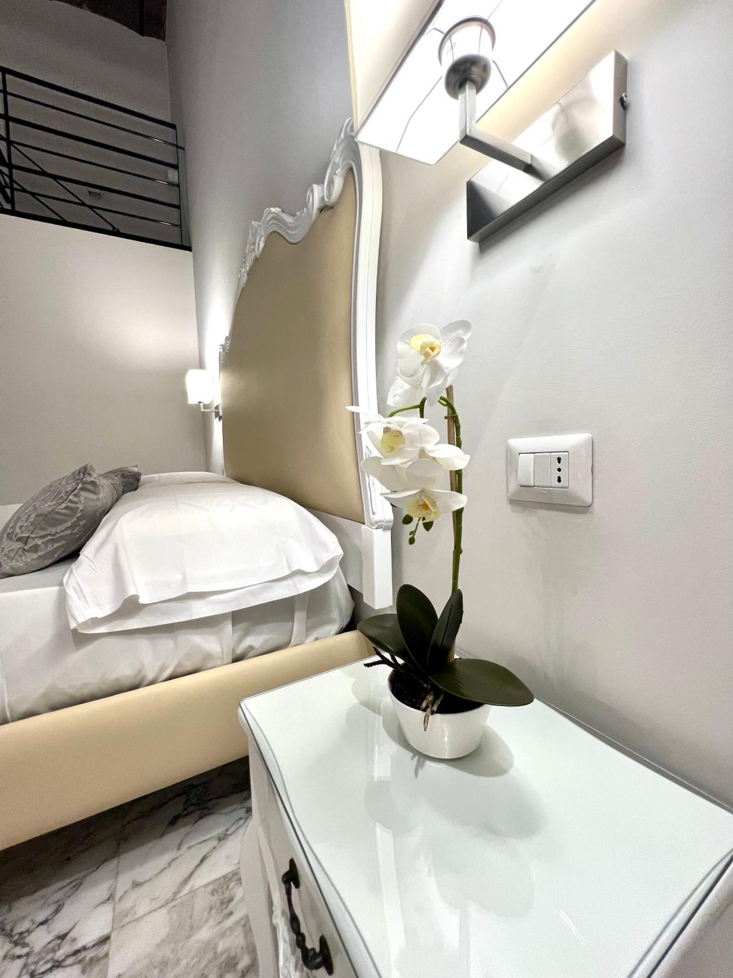 Miluar Luxury - Vanvitelli Couette-café Naples